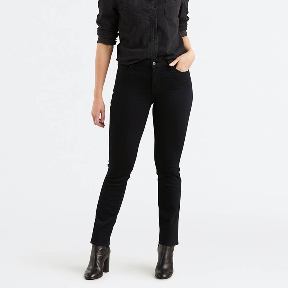 BRAND NEW Levi’s Slim Jeans!